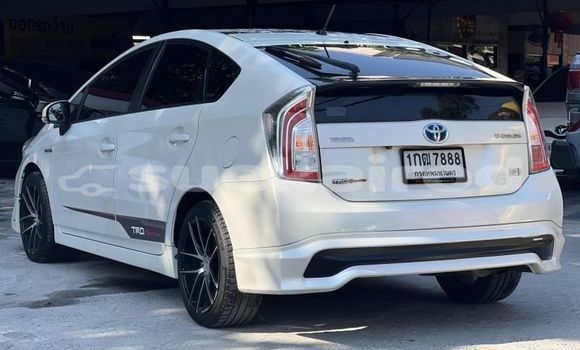 Buy Used Toyota Prius White Car in Bangkok in Bangkok Buy Used Toyota Prius White Car in Bangkok in Bangkok