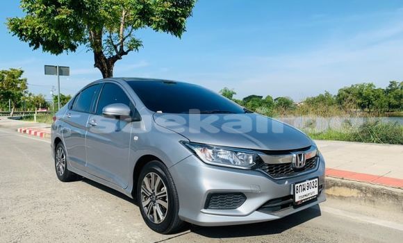 ซื้อ รถมือสอง Honda City อื่น ๆ รถยนต์ ใน %{เมือง} ใน กรุงเทพมหานคร ซื้อ รถมือสอง Honda City อื่น ๆ รถยนต์ ใน %{เมือง} ใน กรุงเทพมหานคร