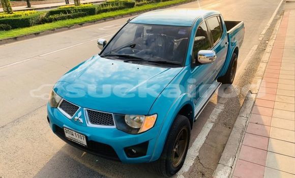 Buy Used Mitsubishi Triton Blue Car in Bangkok in Bangkok