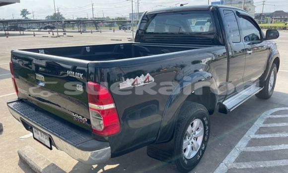 ซื้อ รถมือสอง Toyota Hiluxe VIGO สีดำ รถยนต์ ใน %{เมือง} ใน กรุงเทพมหานคร ซื้อ รถมือสอง Toyota Hiluxe VIGO สีดำ รถยนต์ ใน %{เมือง} ใน กรุงเทพมหานคร