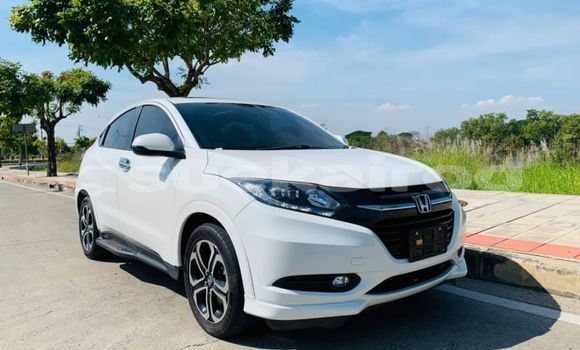 ซื้อ รถมือสอง Honda HR-V สีดำ รถยนต์ ใน %{เมือง} ใน กรุงเทพมหานคร ซื้อ รถมือสอง Honda HR-V สีดำ รถยนต์ ใน %{เมือง} ใน กรุงเทพมหานคร