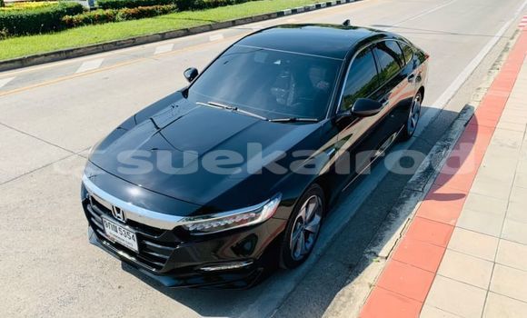 ซื้อ รถมือสอง Honda Accord สีดำ รถยนต์ ใน %{เมือง} ใน กรุงเทพมหานคร