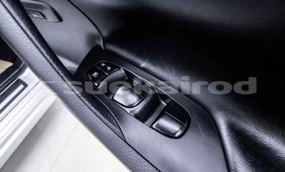 Buy Used Nissan Teana Silver Car in Bangkok in Bangkok Buy Used Nissan Teana Silver Car in Bangkok in Bangkok