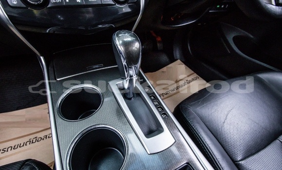 Buy Used Nissan Teana Silver Car in Bangkok in Bangkok Buy Used Nissan Teana Silver Car in Bangkok in Bangkok