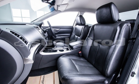 Buy Used Nissan Teana Silver Car in Bangkok in Bangkok Buy Used Nissan Teana Silver Car in Bangkok in Bangkok