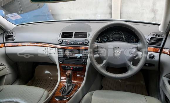 ซื้อ รถมือสอง Mercedes-Benz E200 เงิน รถยนต์ ใน %{เมือง} ใน กรุงเทพมหานคร ซื้อ รถมือสอง Mercedes-Benz E200 เงิน รถยนต์ ใน %{เมือง} ใน กรุงเทพมหานคร