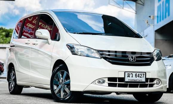 Buy Used Honda Freed White Car in Bangkok in Bangkok Buy Used Honda Freed White Car in Bangkok in Bangkok