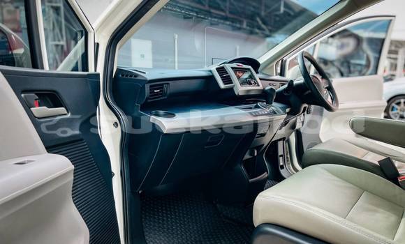 Buy Used Honda Freed White Car in Bangkok in Bangkok Buy Used Honda Freed White Car in Bangkok in Bangkok