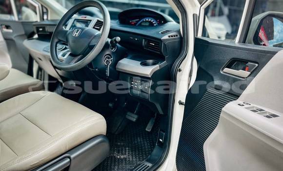 Buy Used Honda Freed White Car in Bangkok in Bangkok Buy Used Honda Freed White Car in Bangkok in Bangkok