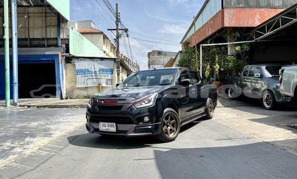 Buy Used Isuzu D-Max Black Car in Bangkok in Bangkok