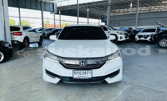 Buy Used Honda Accord White Car in Bangkok in Bangkok Buy Used Honda Accord White Car in Bangkok in Bangkok