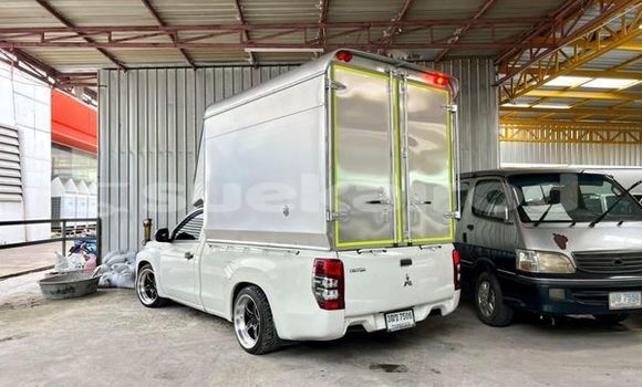 ซื้อ รถมือสอง Mitsubishi Triton ขาว รถยนต์ ใน %{เมือง} ใน กรุงเทพมหานคร ซื้อ รถมือสอง Mitsubishi Triton ขาว รถยนต์ ใน %{เมือง} ใน กรุงเทพมหานคร