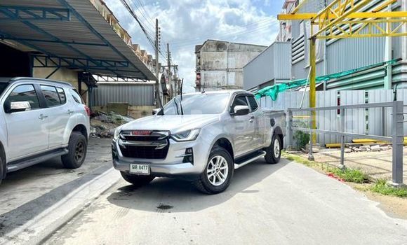 Buy Used Isuzu D-Max Silver Car in Bangkok in Bangkok