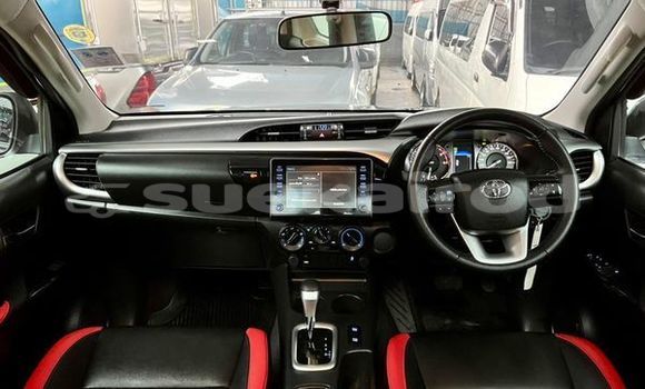 ซื้อ รถมือสอง Toyota Hiluxe Revo สีดำ รถยนต์ ใน %{เมือง} ใน กรุงเทพมหานคร ซื้อ รถมือสอง Toyota Hiluxe Revo สีดำ รถยนต์ ใน %{เมือง} ใน กรุงเทพมหานคร