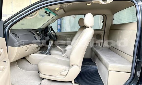 ซื้อ รถมือสอง Toyota Hiluxe VIGO เงิน รถยนต์ ใน %{เมือง} ใน กรุงเทพมหานคร ซื้อ รถมือสอง Toyota Hiluxe VIGO เงิน รถยนต์ ใน %{เมือง} ใน กรุงเทพมหานคร