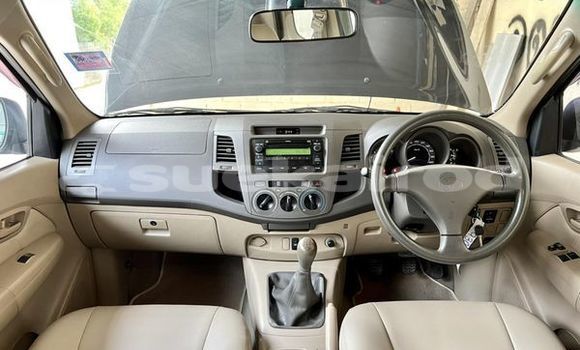 ซื้อ รถมือสอง Toyota Hiluxe VIGO เงิน รถยนต์ ใน %{เมือง} ใน กรุงเทพมหานคร ซื้อ รถมือสอง Toyota Hiluxe VIGO เงิน รถยนต์ ใน %{เมือง} ใน กรุงเทพมหานคร