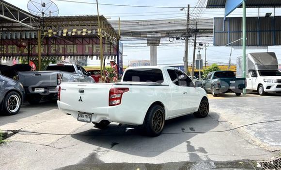 ซื้อ รถมือสอง Mitsubishi Triton ขาว รถยนต์ ใน %{เมือง} ใน กรุงเทพมหานคร ซื้อ รถมือสอง Mitsubishi Triton ขาว รถยนต์ ใน %{เมือง} ใน กรุงเทพมหานคร