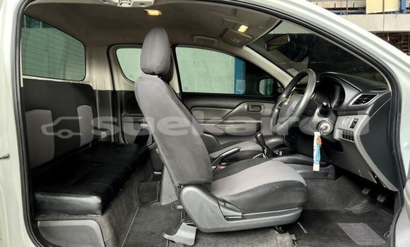 ซื้อ รถมือสอง Mitsubishi Triton ขาว รถยนต์ ใน %{เมือง} ใน กรุงเทพมหานคร ซื้อ รถมือสอง Mitsubishi Triton ขาว รถยนต์ ใน %{เมือง} ใน กรุงเทพมหานคร