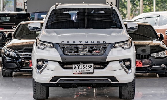 ซื้อ รถมือสอง Toyota Fortuner ขาว รถยนต์ ใน %{เมือง} ใน กรุงเทพมหานคร ซื้อ รถมือสอง Toyota Fortuner ขาว รถยนต์ ใน %{เมือง} ใน กรุงเทพมหานคร