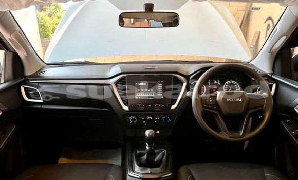 ซื้อ รถมือสอง Isuzu D-Max ขาว รถยนต์ ใน %{เมือง} ใน กรุงเทพมหานคร ซื้อ รถมือสอง Isuzu D-Max ขาว รถยนต์ ใน %{เมือง} ใน กรุงเทพมหานคร