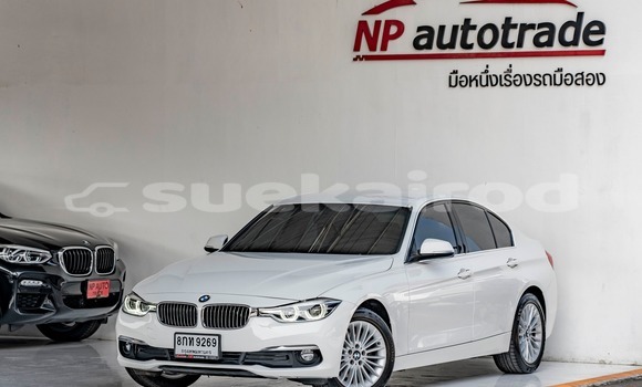 ซื้อ รถมือสอง BMW 3–Series ขาว รถยนต์ ใน %{เมือง} ใน กรุงเทพมหานคร