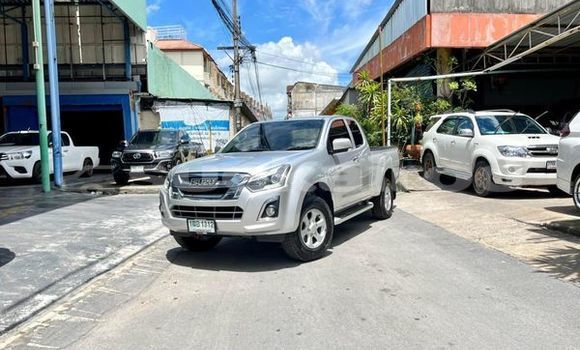 Buy Used Isuzu D-Max Silver Car in Bangkok in Bangkok