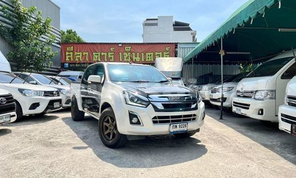 ซื้อ รถมือสอง Isuzu D-Max ขาว รถยนต์ ใน %{เมือง} ใน กรุงเทพมหานคร ซื้อ รถมือสอง Isuzu D-Max ขาว รถยนต์ ใน %{เมือง} ใน กรุงเทพมหานคร