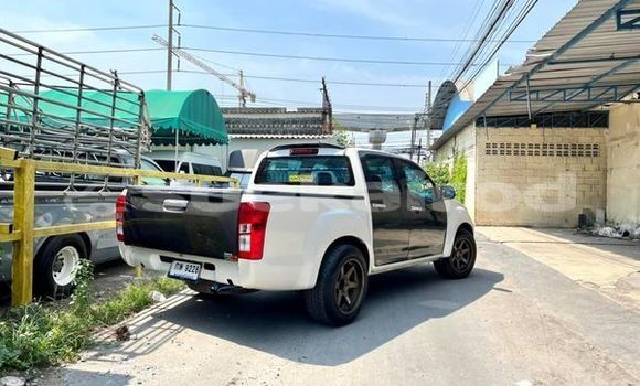 ซื้อ รถมือสอง Isuzu D-Max ขาว รถยนต์ ใน %{เมือง} ใน กรุงเทพมหานคร ซื้อ รถมือสอง Isuzu D-Max ขาว รถยนต์ ใน %{เมือง} ใน กรุงเทพมหานคร