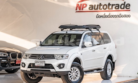 ซื้อ รถมือสอง Mitsubishi Pajero Sport ขาว รถยนต์ ใน %{เมือง} ใน กรุงเทพมหานคร