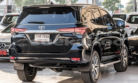 ซื้อ รถมือสอง Toyota Fortuner สีดำ รถยนต์ ใน %{เมือง} ใน กรุงเทพมหานคร ซื้อ รถมือสอง Toyota Fortuner สีดำ รถยนต์ ใน %{เมือง} ใน กรุงเทพมหานคร
