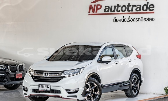 Buy Used Honda CR-V White Car in Bangkok in Bangkok