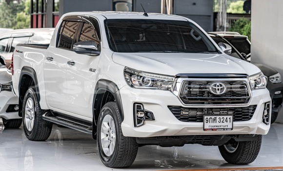 ซื้อ รถมือสอง Toyota Hiluxe Revo ขาว รถยนต์ ใน %{เมือง} ใน กรุงเทพมหานคร ซื้อ รถมือสอง Toyota Hiluxe Revo ขาว รถยนต์ ใน %{เมือง} ใน กรุงเทพมหานคร