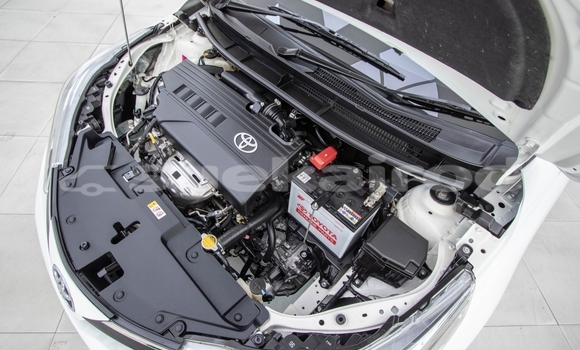 Buy Used Toyota Yaris Ativ White Car in Bangkok in Bangkok Buy Used Toyota Yaris Ativ White Car in Bangkok in Bangkok