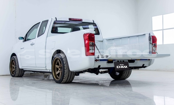 ซื้อ รถมือสอง Isuzu D-Max ขาว รถยนต์ ใน %{เมือง} ใน กรุงเทพมหานคร ซื้อ รถมือสอง Isuzu D-Max ขาว รถยนต์ ใน %{เมือง} ใน กรุงเทพมหานคร