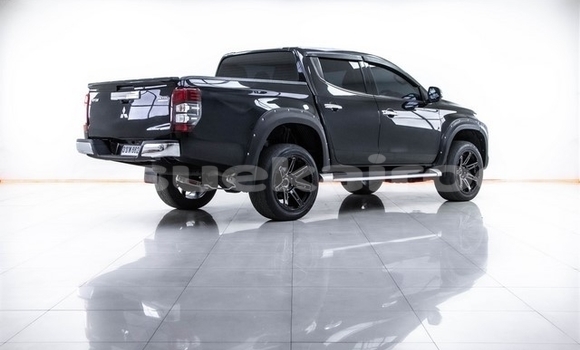 ซื้อ รถมือสอง Mitsubishi Triton สีดำ รถยนต์ ใน %{เมือง} ใน กรุงเทพมหานคร ซื้อ รถมือสอง Mitsubishi Triton สีดำ รถยนต์ ใน %{เมือง} ใน กรุงเทพมหานคร