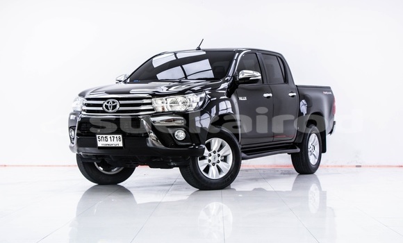 Buy Used Toyota Hiluxe Revo Black Car in Bangkok in Bangkok