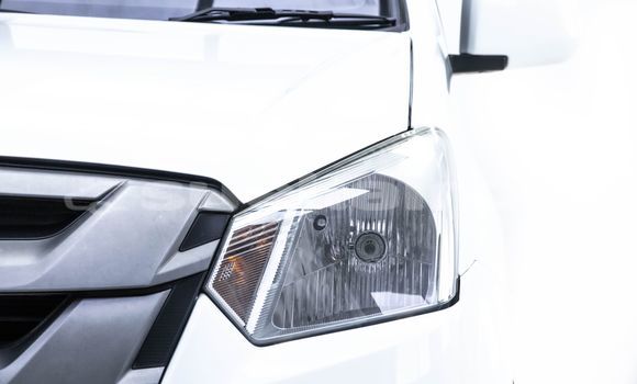 Buy Used Isuzu D-Max White Car in Bangkok in Bangkok Buy Used Isuzu D-Max White Car in Bangkok in Bangkok