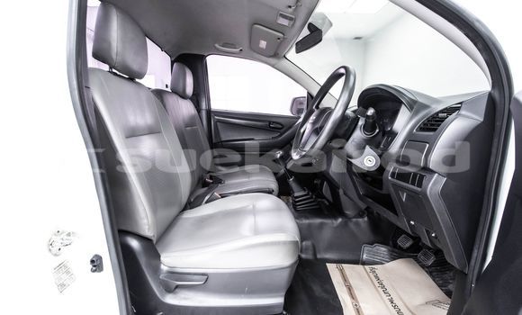 Buy Used Isuzu D-Max White Car in Bangkok in Bangkok Buy Used Isuzu D-Max White Car in Bangkok in Bangkok