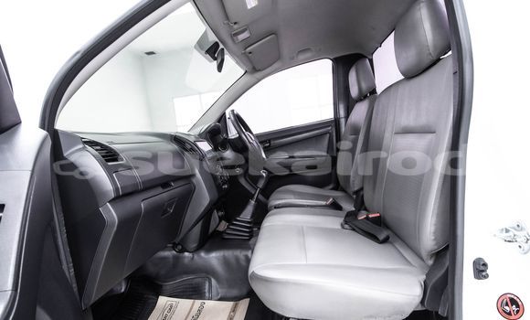 Buy Used Isuzu D-Max White Car in Bangkok in Bangkok Buy Used Isuzu D-Max White Car in Bangkok in Bangkok