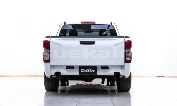 Buy Used Isuzu D-Max White Car in Bangkok in Bangkok Buy Used Isuzu D-Max White Car in Bangkok in Bangkok