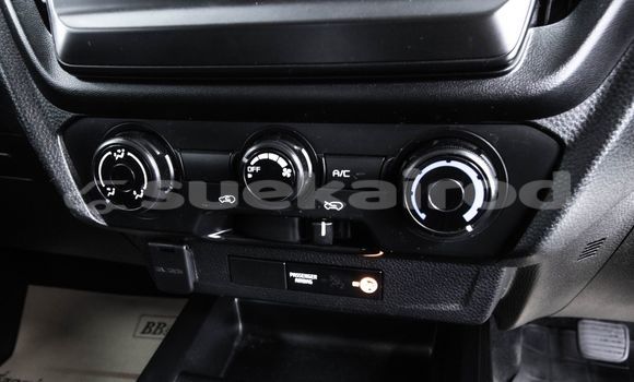 Buy Used Isuzu D-Max White Car in Bangkok in Bangkok Buy Used Isuzu D-Max White Car in Bangkok in Bangkok