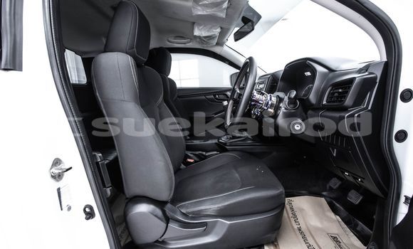 Buy Used Isuzu D-Max White Car in Bangkok in Bangkok Buy Used Isuzu D-Max White Car in Bangkok in Bangkok