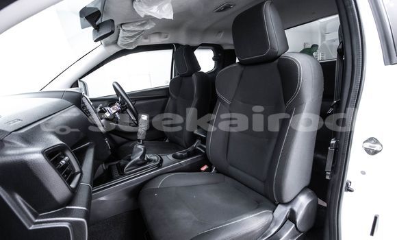 Buy Used Isuzu D-Max White Car in Bangkok in Bangkok Buy Used Isuzu D-Max White Car in Bangkok in Bangkok