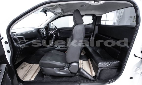 Buy Used Isuzu D-Max White Car in Bangkok in Bangkok Buy Used Isuzu D-Max White Car in Bangkok in Bangkok