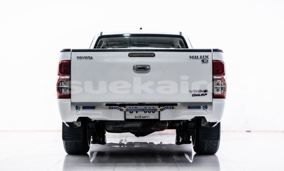 Buy Used Toyota Hiluxe VIGO White Car in Bangkok in Bangkok Buy Used Toyota Hiluxe VIGO White Car in Bangkok in Bangkok