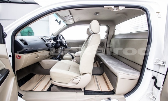 Buy Used Toyota Hiluxe VIGO White Car in Bangkok in Bangkok Buy Used Toyota Hiluxe VIGO White Car in Bangkok in Bangkok