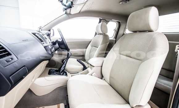 Buy Used Toyota Hiluxe VIGO White Car in Bangkok in Bangkok Buy Used Toyota Hiluxe VIGO White Car in Bangkok in Bangkok