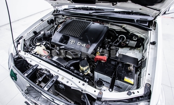 Buy Used Toyota Hiluxe VIGO White Car in Bangkok in Bangkok Buy Used Toyota Hiluxe VIGO White Car in Bangkok in Bangkok