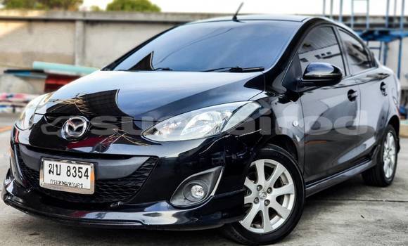 ซื้อ รถมือสอง Mazda 2 สีดำ รถยนต์ ใน %{เมือง} ใน กรุงเทพมหานคร