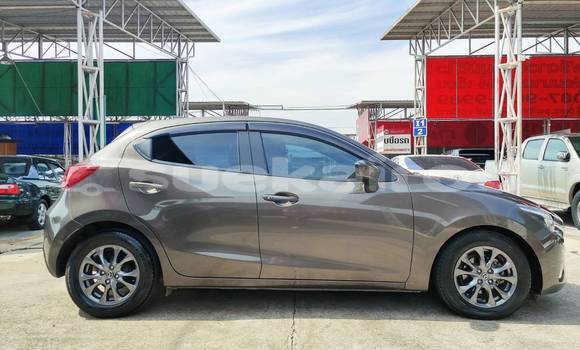 ซื้อ รถมือสอง Mazda 2 สีน้ำตาล รถยนต์ ใน %{เมือง} ใน กรุงเทพมหานคร ซื้อ รถมือสอง Mazda 2 สีน้ำตาล รถยนต์ ใน %{เมือง} ใน กรุงเทพมหานคร